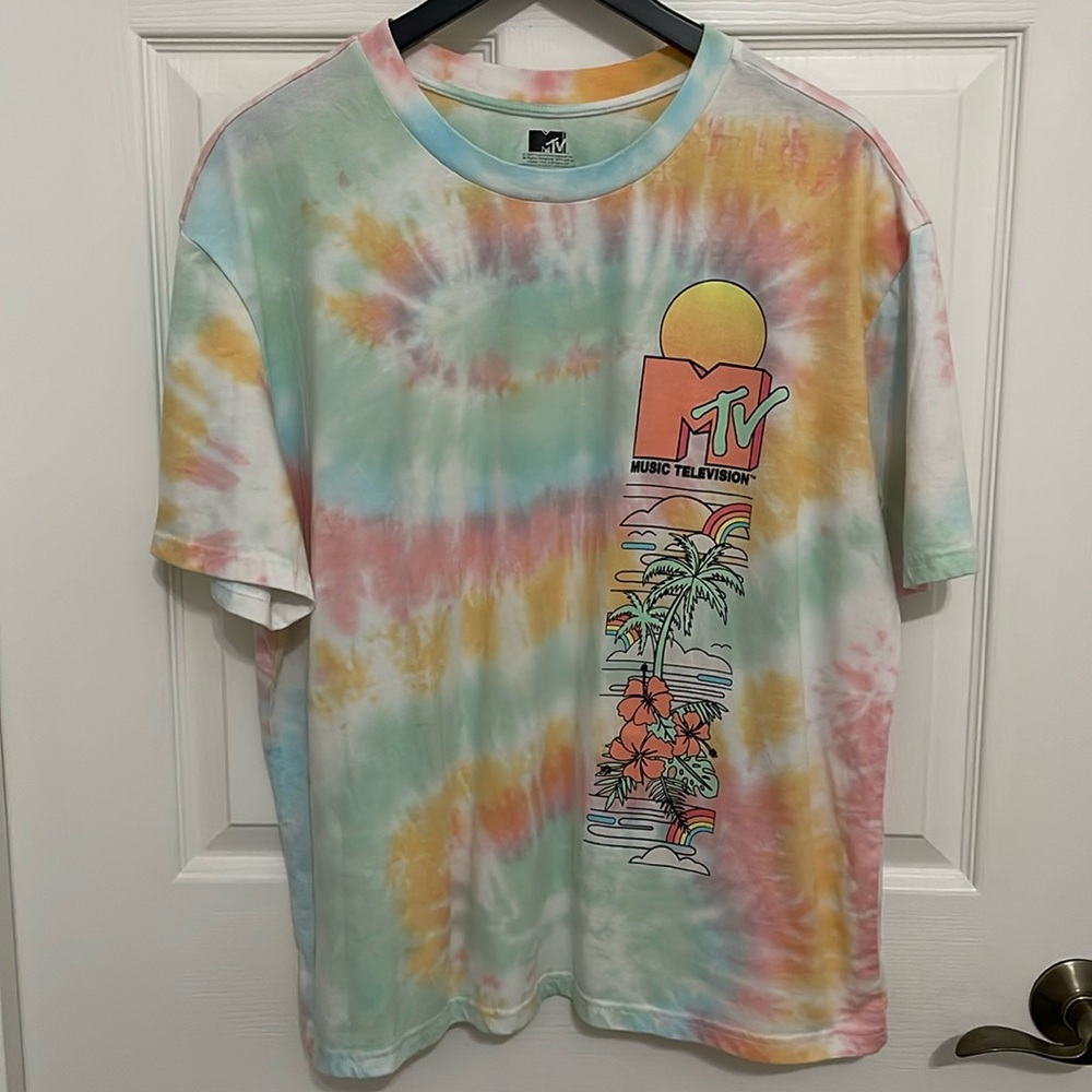 MTV women’s tie dye graphic tshirt